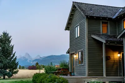Image de Luxury Family Mountain Home w/Hot Tub + Teton Views