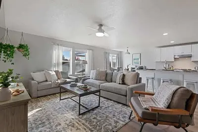 Image de Cozy Costal Get Away | Meridian Idaho | 4 bedroom