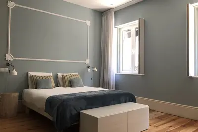 Image de Charming full house by the sea - 5 bedrooms all with private bathroom.