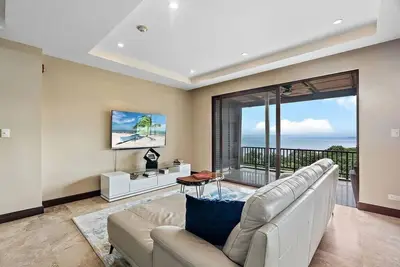Image de Breathtaking  Ocean Views w - Pool Access
