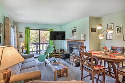 Image de Comfortable Dover Apartment: Walk to Mt Snow!