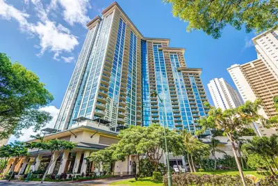 Image de Luxurious living - Allure Waikiki 803