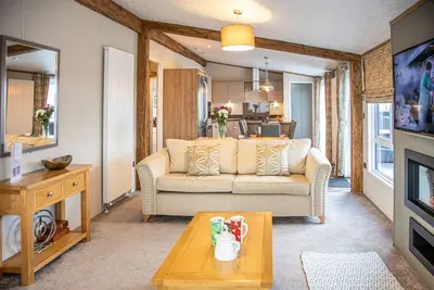 Image de Stewart Resort Lodge 26 - a lodge that sleeps 6 guests in 3 bedrooms