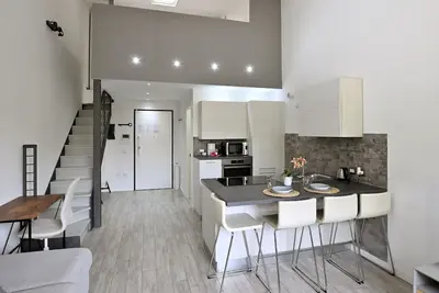 Image de Boutique Apartment \"Divided Two\" in Florence