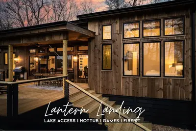 Image de Lantern Landing at Lake Blue Ridge, Epic Fall Beauty, Hot-Tub • Fire-Pit • Games