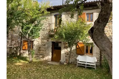 Image de A perfect refuge in the middle of nature