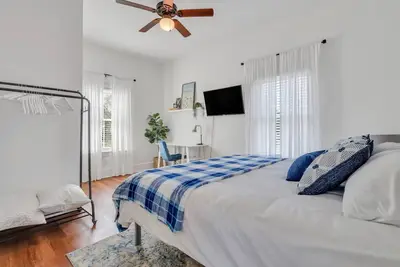 Image de Comfy 3-Bedroom Unit to Stay Between Adventures!