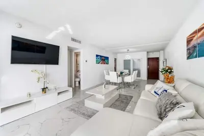 Image de Extraordinary beach condo with incredible view!