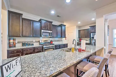 Image de Beautiful Atlanta Home < 14 Mi to Downtown!