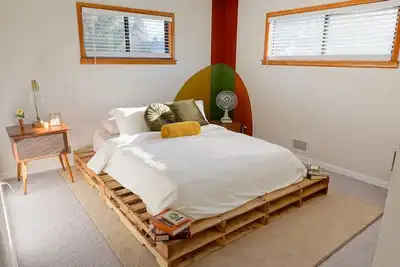 Retro home minutes from downtown Denver