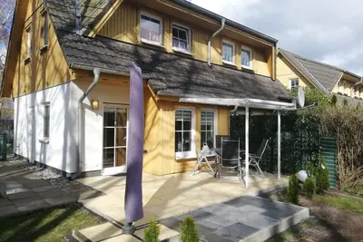 Image de Charmantes 60m² Ferienhaus, Ausgestattet mit Terrasse