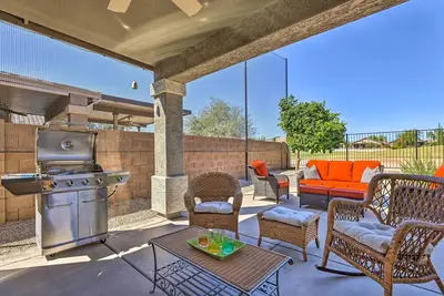 Image de Golfer's Oasis! San Tan Valley Home w/ Pool Access