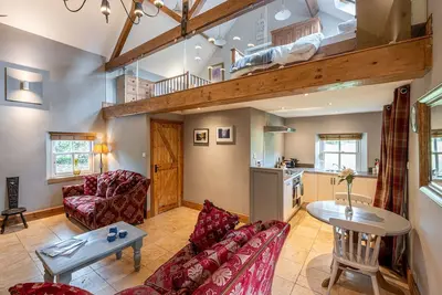 Waterside Cottage - Luxury Cottages