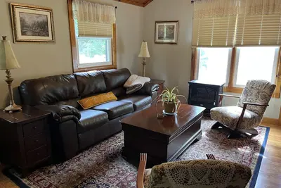 Image de “The Cottage” is in a private lake community 15 mins. from Mountain Creek Resort