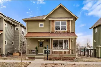 Image de Amazing Foothills view home in NoBo