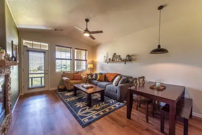 Image de Grand County Launchpad - Near Lakes, Skiing, Biking, - Mountain Views, Hot Tub