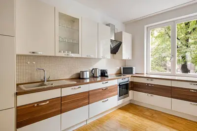 Image de Beautiful Kreuzberg 3br nr East Side Gallery, by Blueground
