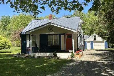 Image de Lexington Stays. Close to town and beach!