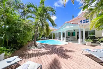 Villa luxe · St-François · Accès plage privée & lagon