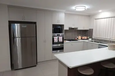 Image de Beautiful home in Harrison with 5 Bedrooms