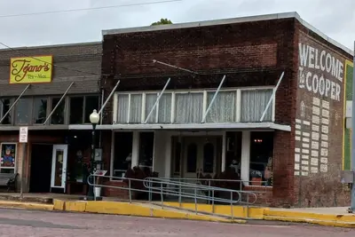 The Retro Retreat off the square