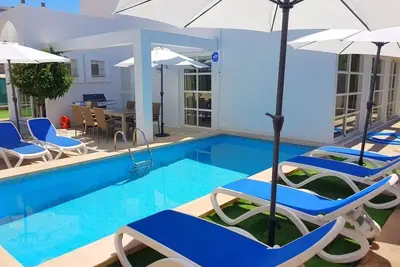 Villa / house near Playa de Muro, pool, garden, 4 bedrooms