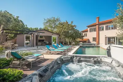 Image de Superbe maison à Pula avec WiFi