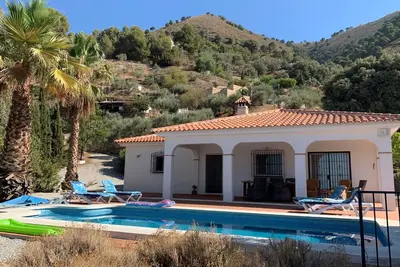 Image de Cómpeta, Málaga – Oct–Mar Discounts on Stays