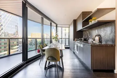 Image de Stunning 2b North Mel apt next to Uni FreeParking