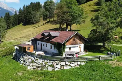 Image de \"Günzberg\" holiday hut with 4 bedrooms - Oberdeutinghof