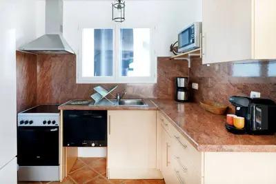 Image de Appartement classé 2 étoiles au Pays Basque à 4km de la plage avec terrasse