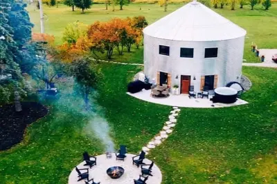 Image de Etta’s Bin-luxury, endless amenities, hot tub