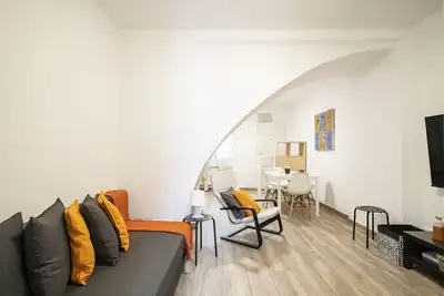 Image de Chalet Ciudad Lineal 3hh M (Mis57)