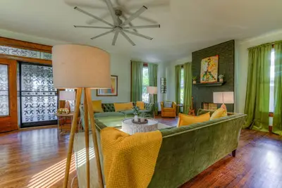 Image de Funky Memphis Game House! FirePit, Gtd pkg, Games!