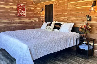 Image de Pine Hollow w/ Lemurs & zebras, Private Hot Tub