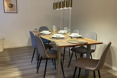 Image de Renovierte Ferienwohnung in Traumhafter Lage mit Eigenem Garten