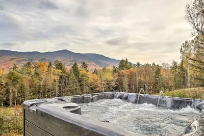 Image de Cozy Easton Getaway w/ Hot Tub, Gas Grill!