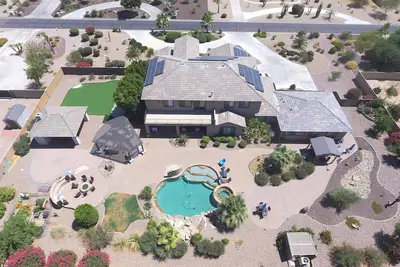 Image de Vacation Oasis- Near Sports Complexes & Amenities