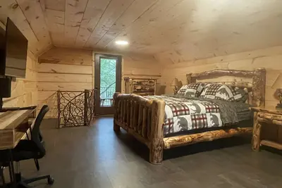 Image de Waterside Cabin Great Fishing, 4 beds, 2 Kayaks Gated Wi-Fi parking Washer Dryer