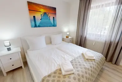 Image de Sonnige neu Renovierte Ferienwohnung in SĂĽdlage mit Balkon