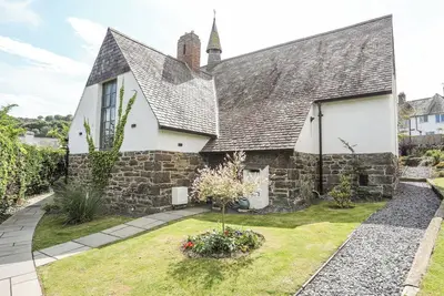 Image de The Old School, pet friendly, luxury holiday cottage in Conwy