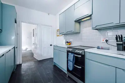 Image de Spacious 3-Bed House in Stoke | Ideal for Business | Long-term discounts
