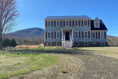 Image de Spacious, Beautiful, Quiet Home with Amazing Old Rag Views