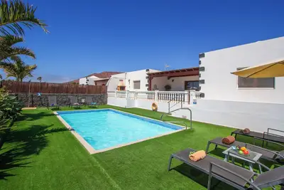 Image de 3 Bedroom Villa with Games Room, Near Beach & Waterpark