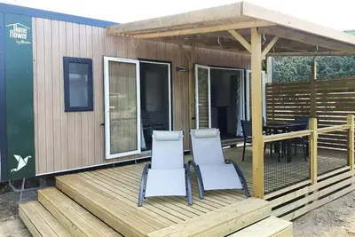 Image de Homeflower Premium 29 m² 2 chambres + terrasse 17m² + Tv + Lv + Clim + plancha 4 personnes