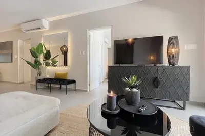 Image de Deluxe 2-bdr condo in Gold Coast - Malmok /Au~126b
