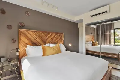 Image de Luxury 1 bdrm boutique Condo in Gold Coast -Malmok