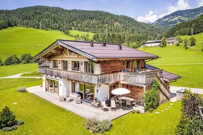 Image de Agréable appartement pour 10 personnes avec Wifi, Tv, balcon, vue panoramique et parking