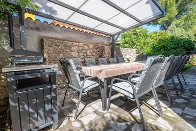 Image de Magnifique maison de vacances privée avec climatisation, bain à remous, Wifi, Tv, patio et parking