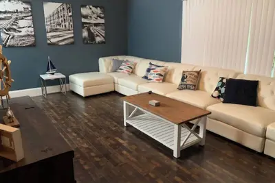 Image de Ritchie’s Oshkosh Chalets: Brookview Penthhouse